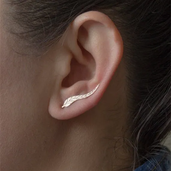 2017 Fashion Bijoux Exquisite Leaf Clip Ear Sweep Wrap Ear Climber Modern Beautiful Feather Stud Earrings For Women Jewelry