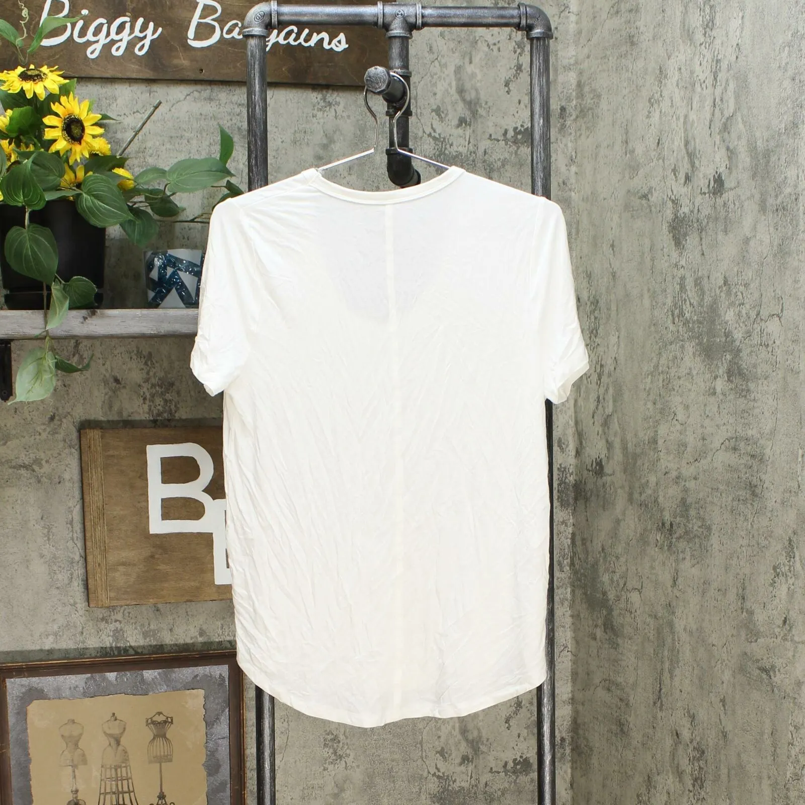 A New Day Women's Short Sleeve Scoop Neck T-Shirt