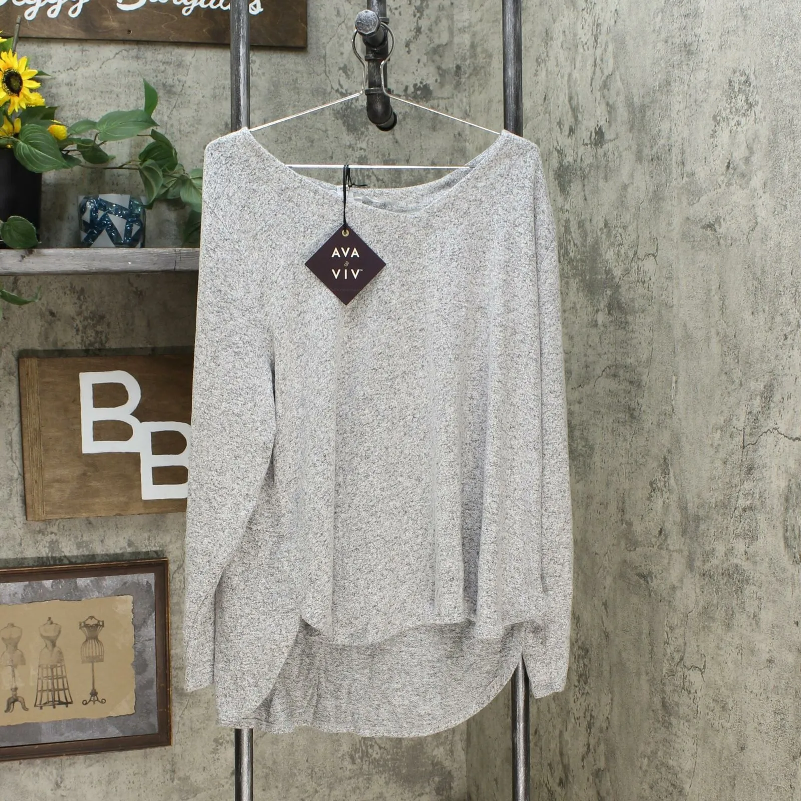Ava & Viv Women's Plus Size Long Sleeve V-Neck Cozy Top