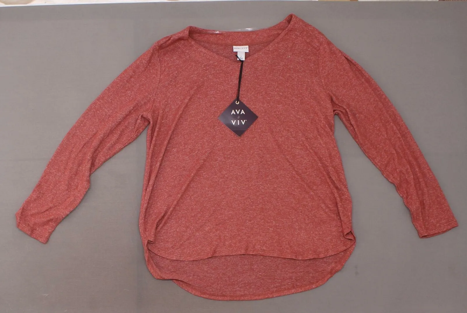 Ava & Viv Women's Plus Size Long Sleeve V-Neck Cozy Top
