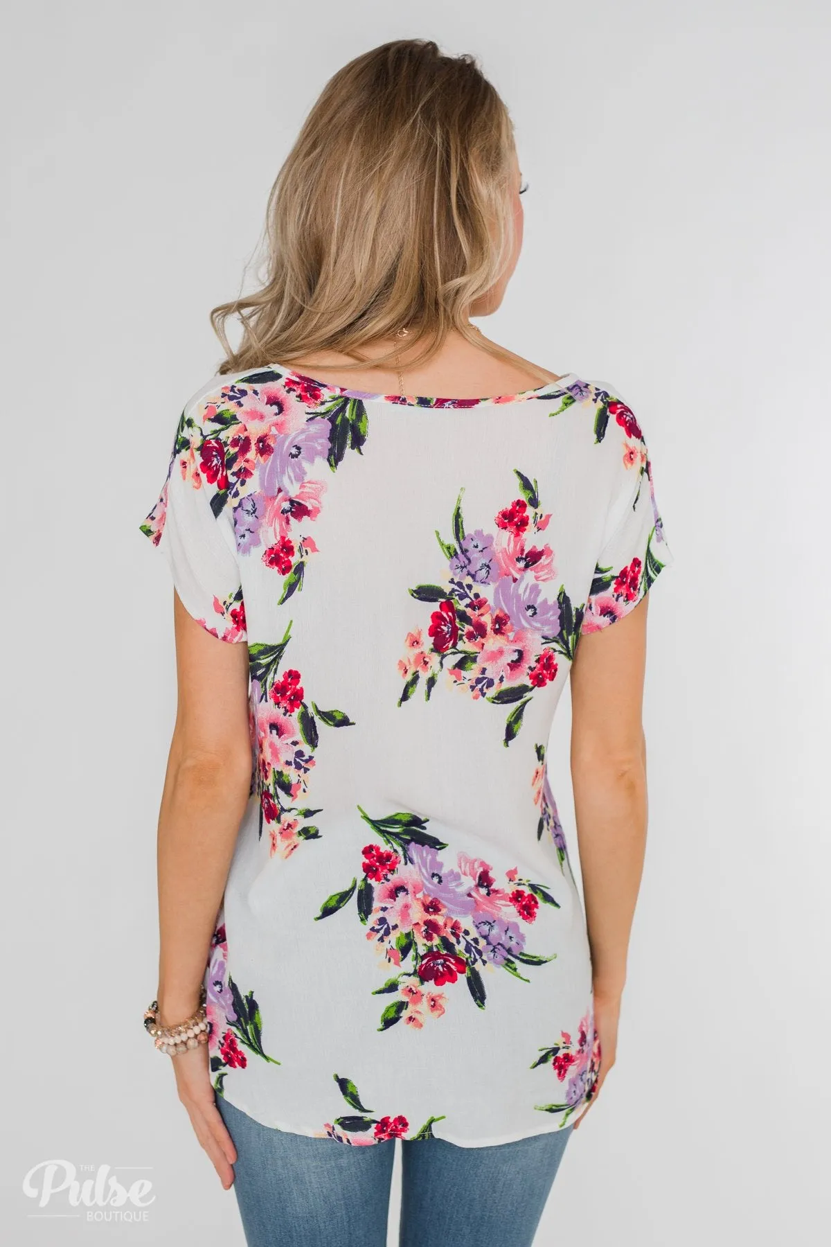 Best Day Ever Floral Twist Short Sleeve Top- Ivory