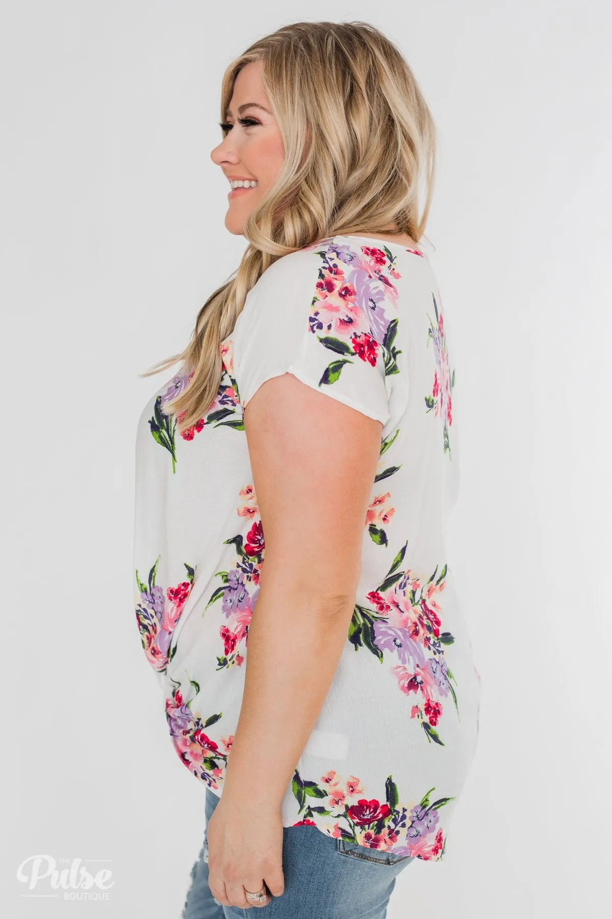Best Day Ever Floral Twist Short Sleeve Top- Ivory