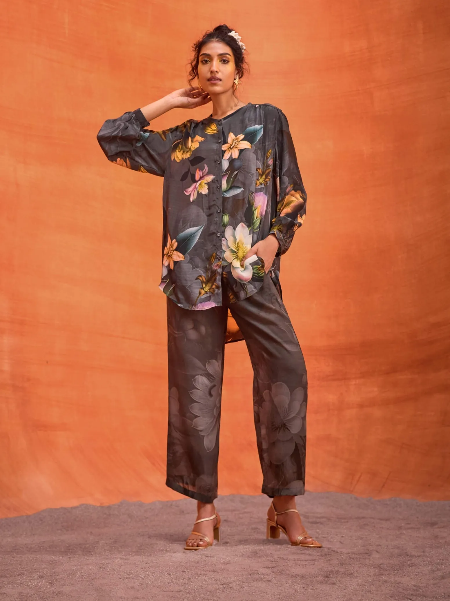 Carly gray shirt and pants