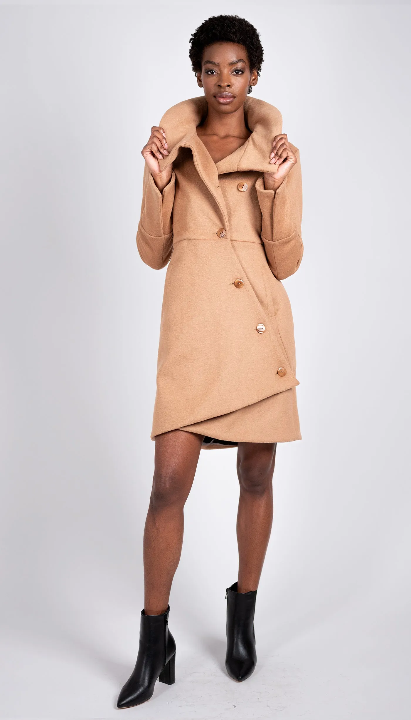 Classic Swerve Coat / Mocha