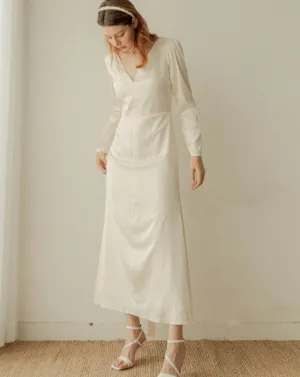 Darla Long Sleeves V Neck Dress