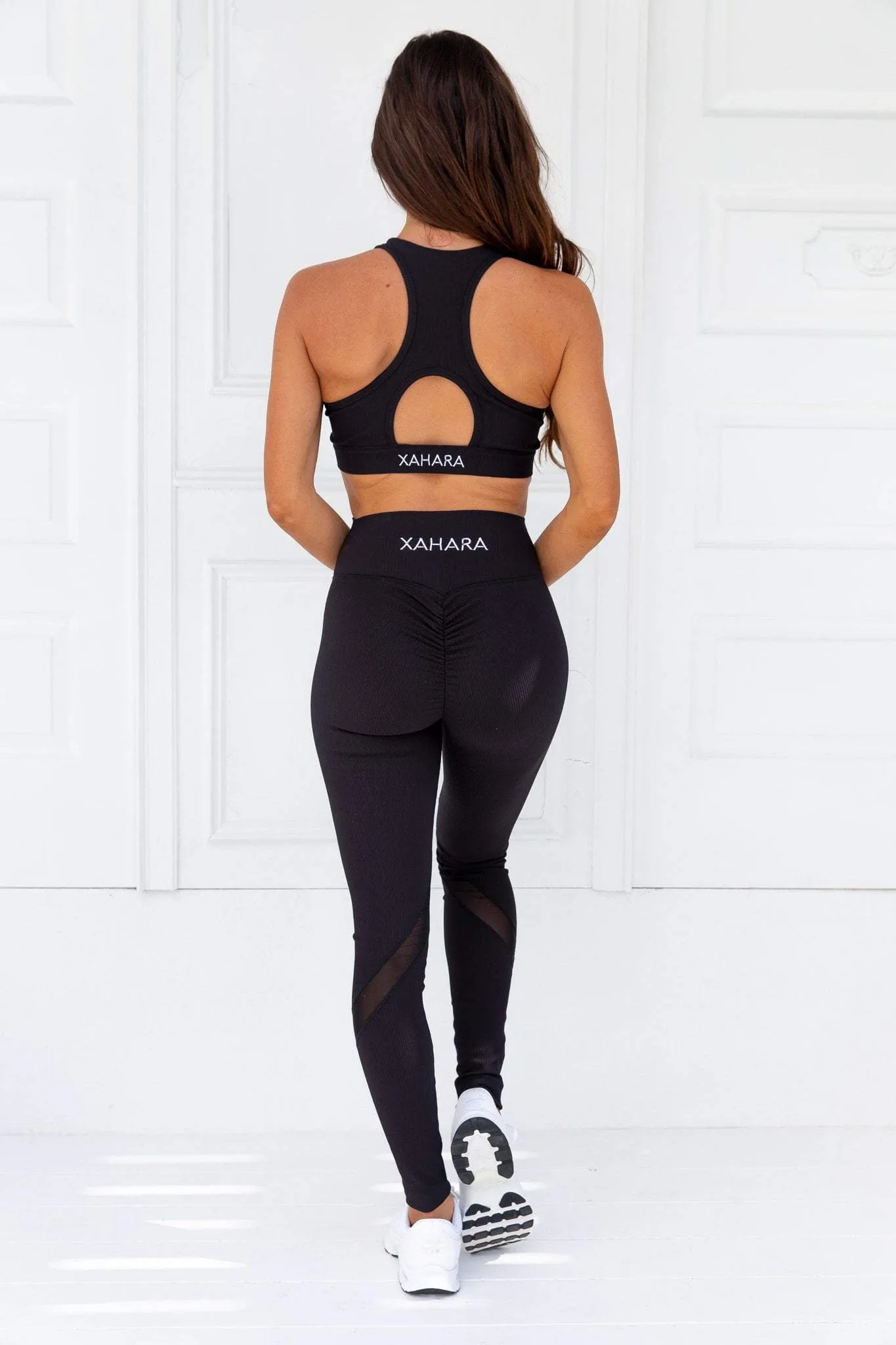 Knockout Black Ribbed Sports Bra