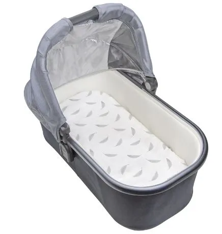 Kushies Bassinet Sheet - Grey Feathers