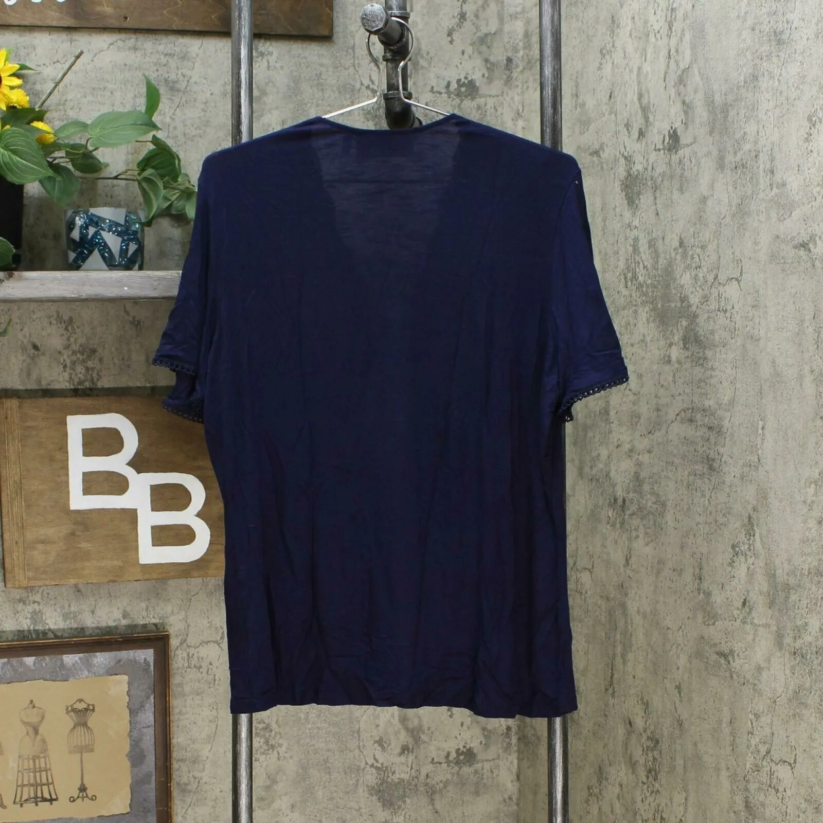 LaBellum by Hillary Scott Women's Flutter Sleeve T-Shirt Navy Large