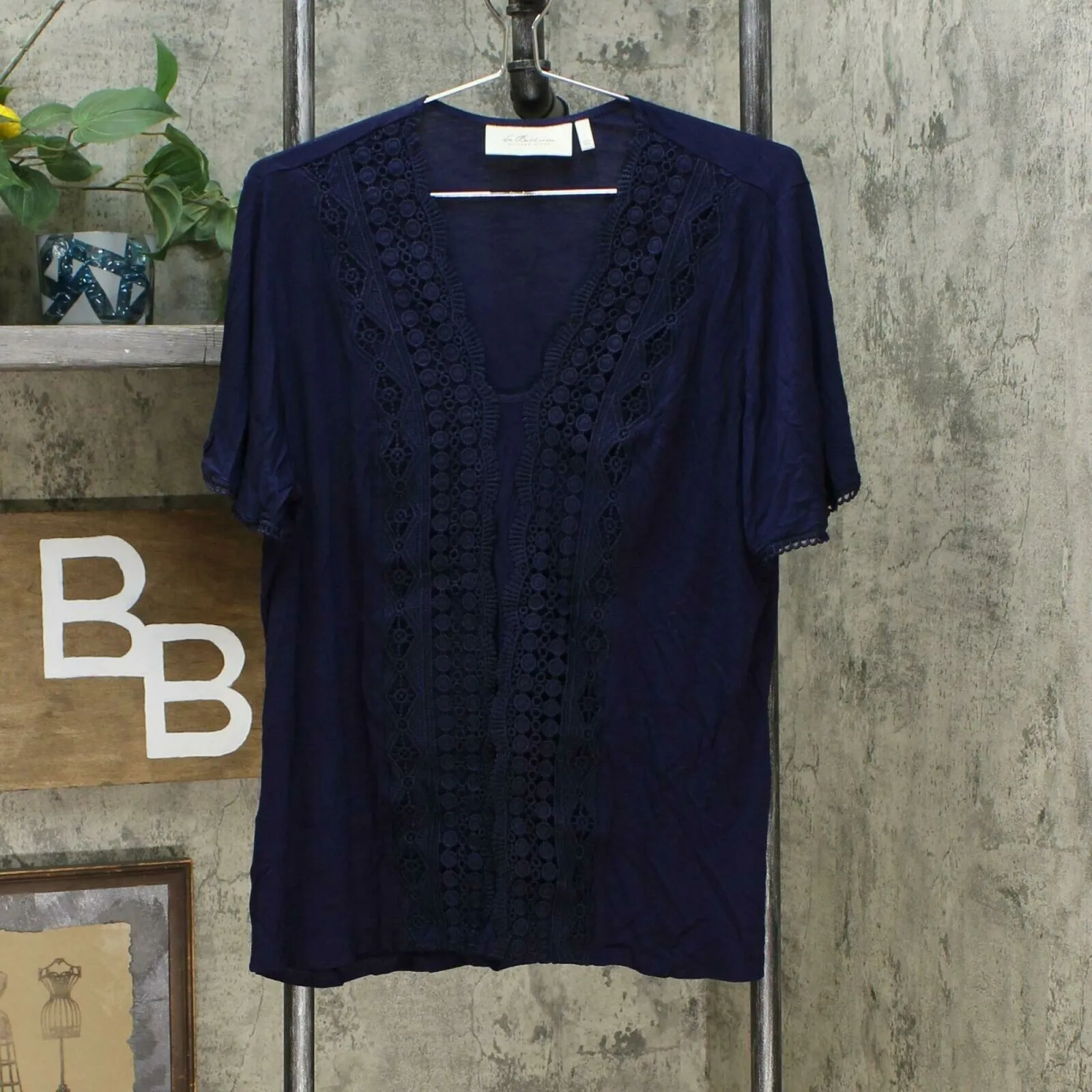 LaBellum by Hillary Scott Women's Flutter Sleeve T-Shirt Navy Large