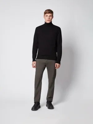 Men’s Relaxed Chino Pant
