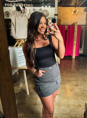 MID RISE CARGO MINI SKIRT