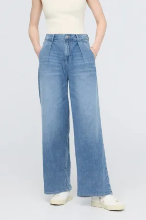 Performance Denim Lite Pleated Pant