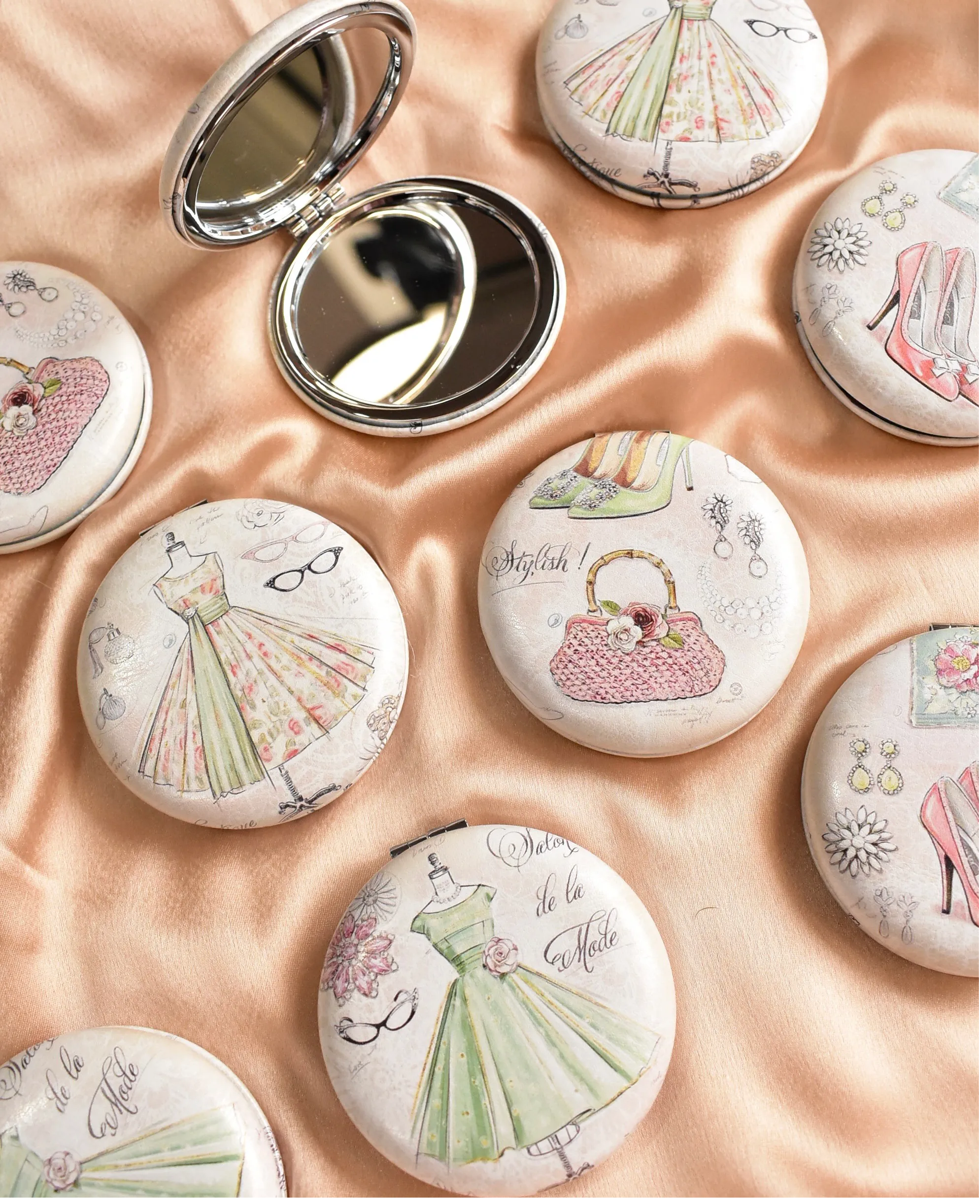Pretty Pink Vintage Style Pocket Mirrors