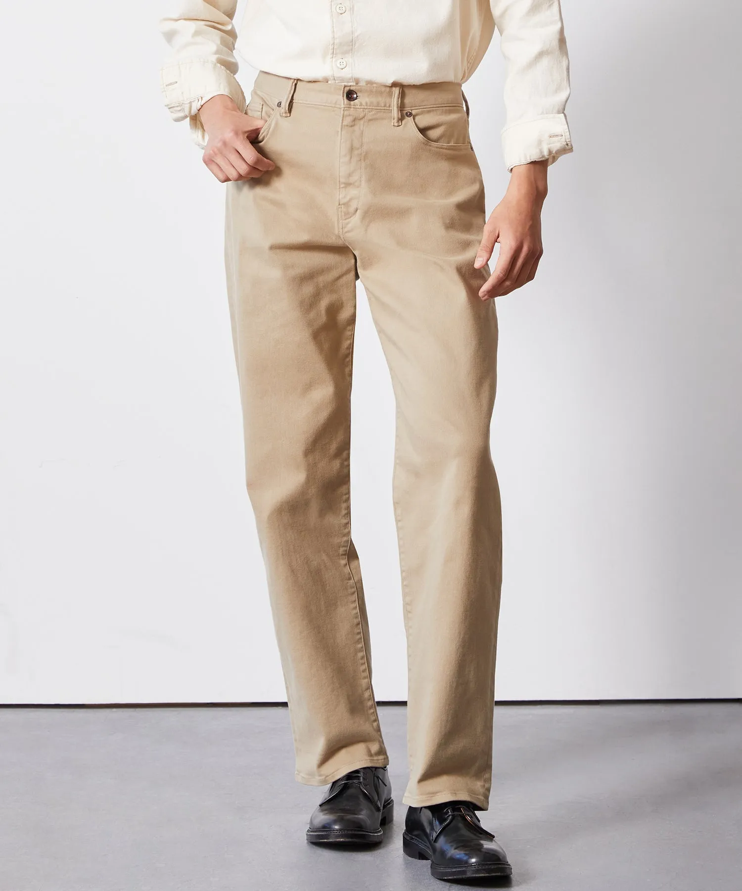 Relaxed Fit 5-Pocket Chino