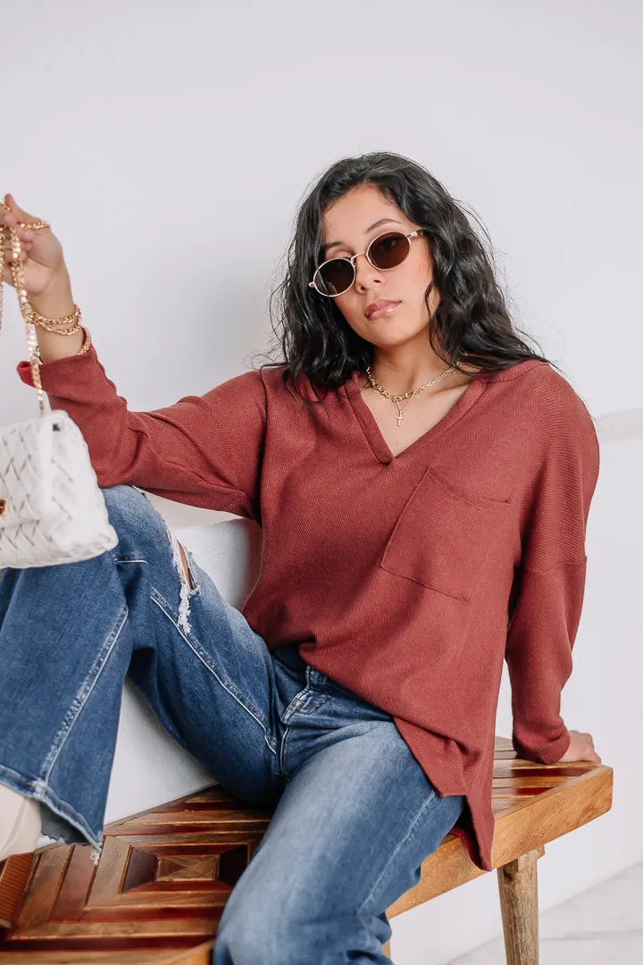 Talk To Me Simple Pocket Top | Ginger