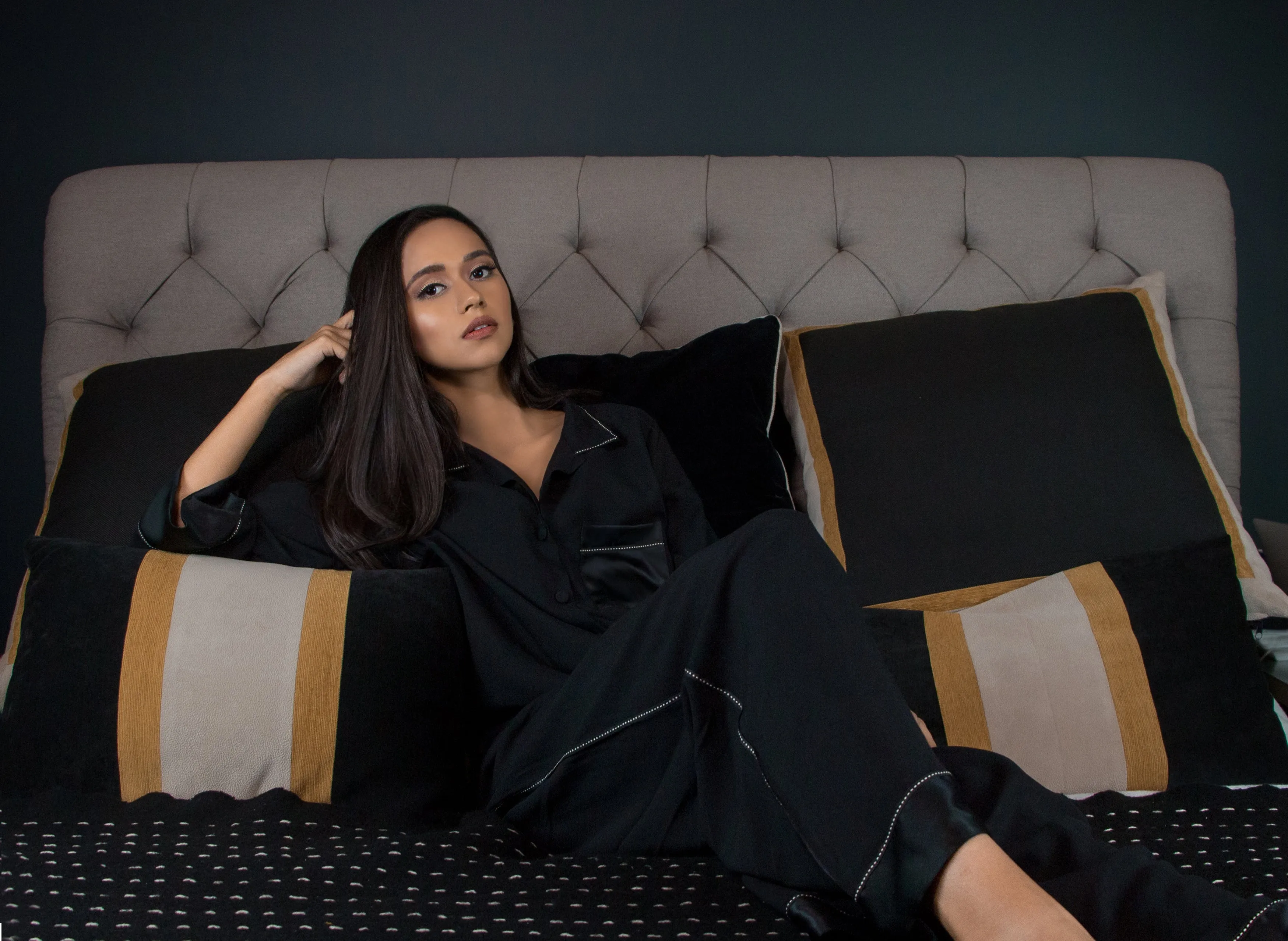 The Classic Black Set